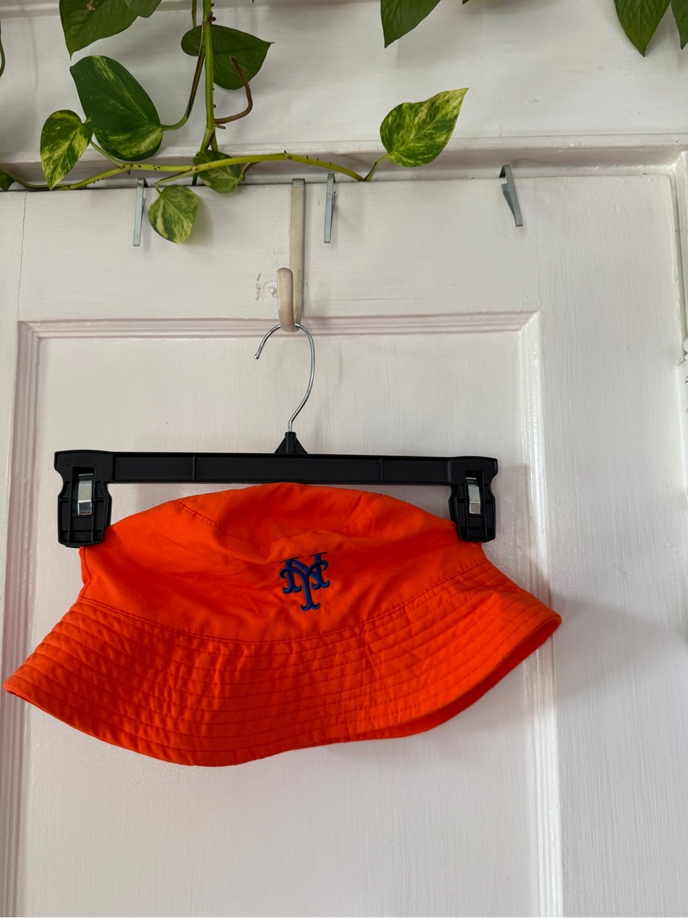 MLB Bright Orange Bucket Hat with Blue Mets Logo Nathan’s